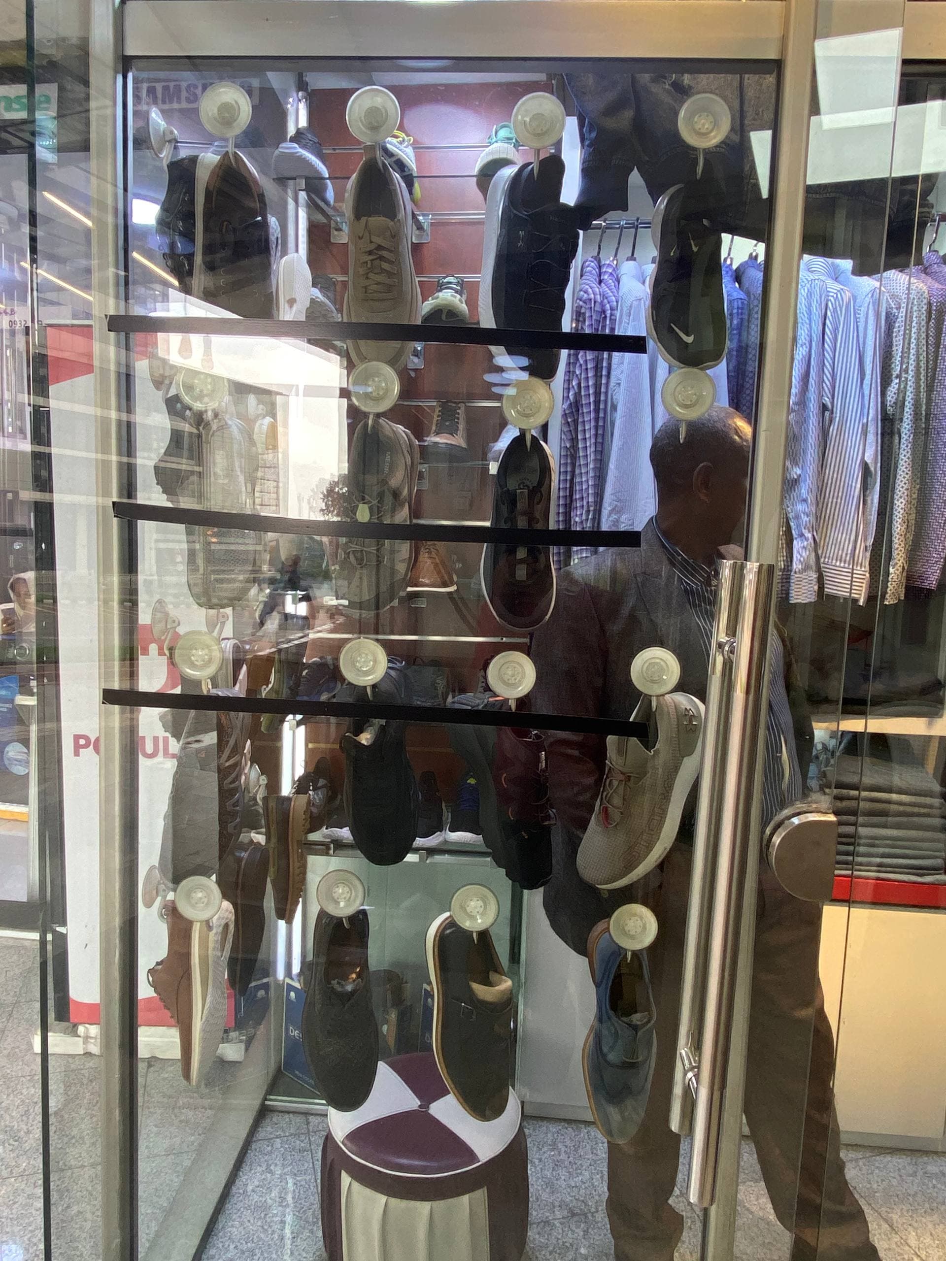 Shoe Shops & Boutiques at MK Business Center — photo 5